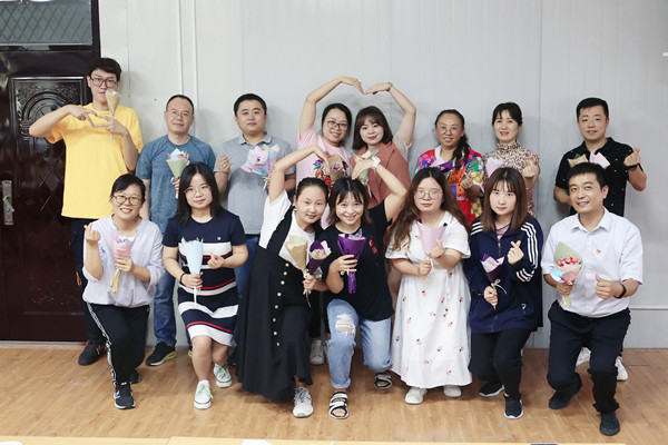 共話七夕節(jié) 牢記家國情 ——公司第一、二、三黨支部開展聯(lián)學(xué)聯(lián)建主題黨日活動